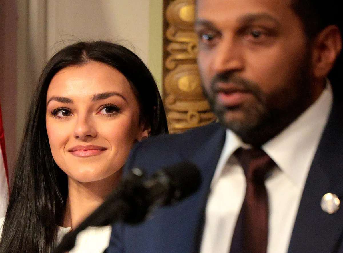 FBI专机、私人安保与乡村摇滚之恋：卡什·帕特尔女友的亲身讲述