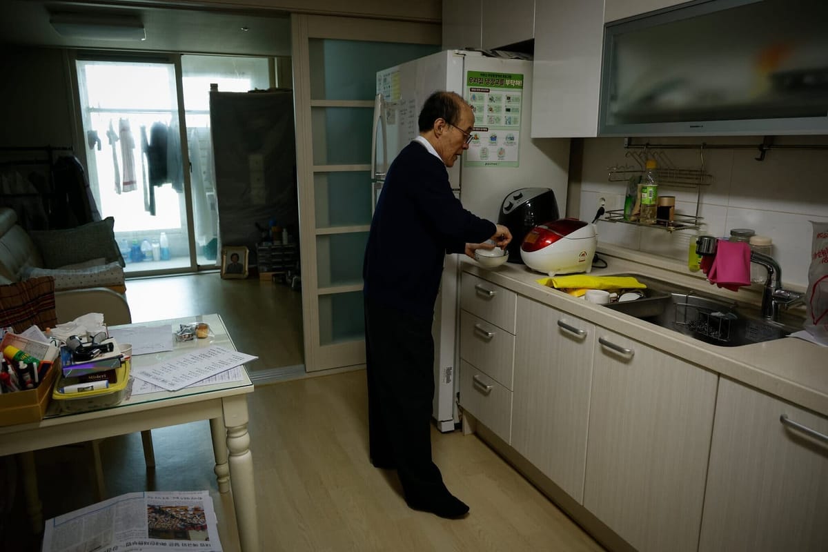他们说人工智能救了我：韩国如何照看独居老人