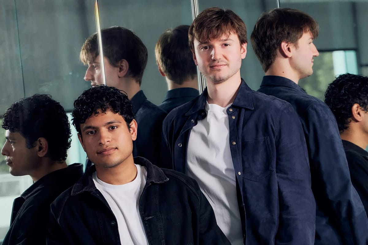 估值百亿美元初创公司正训练 AI 取代白领劳动力