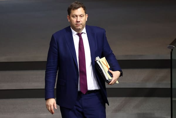 德国拟召集部分欧盟国家商讨“双速欧洲”构想