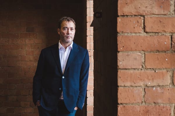 华盛顿邮报首席执行官威尔·刘易斯在动荡任期后离职