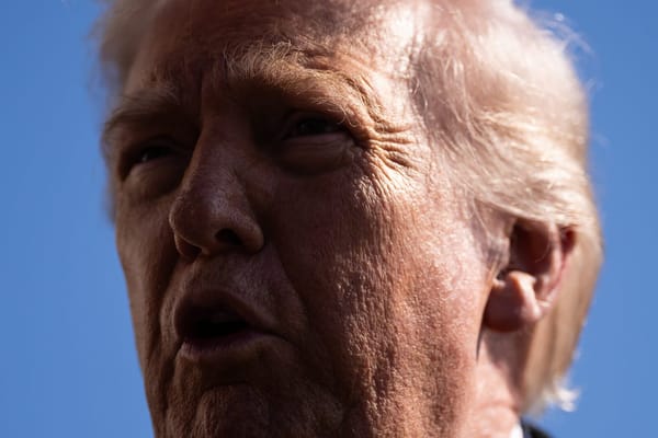 这就是一个独裁者走向战争的方式