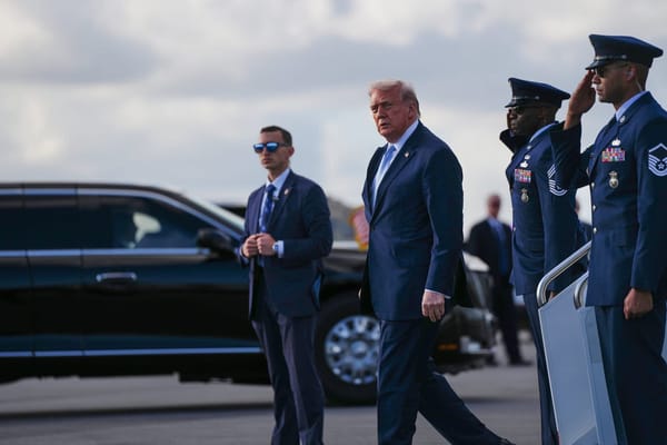 疯狂的最后通牒与“炸个痛快”：战时的特朗普