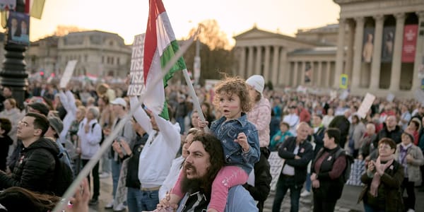 匈牙利大选：中国电池厂、外来工人与16年执政的代价
