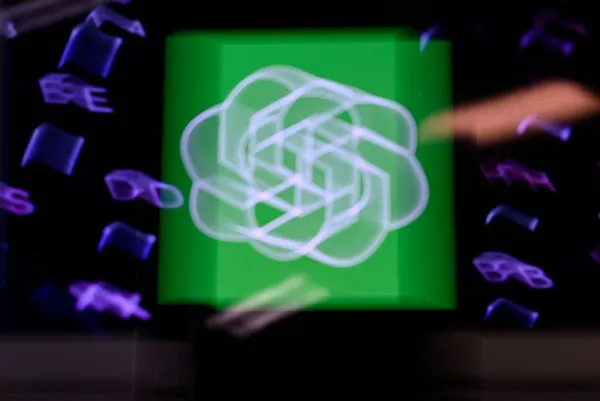 “想象全人类灭绝”：人工智能威胁如何催生新型政治联盟